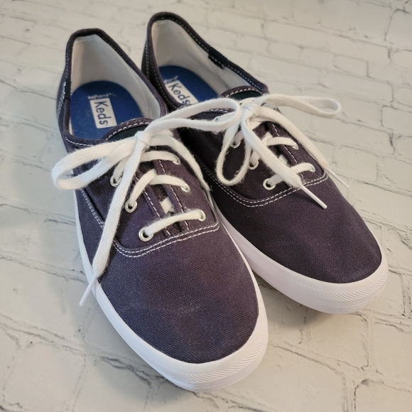 Keds Champion  WF34200 Blue Canvas Sneakers Size 10 Slim - Picture 1 of 6